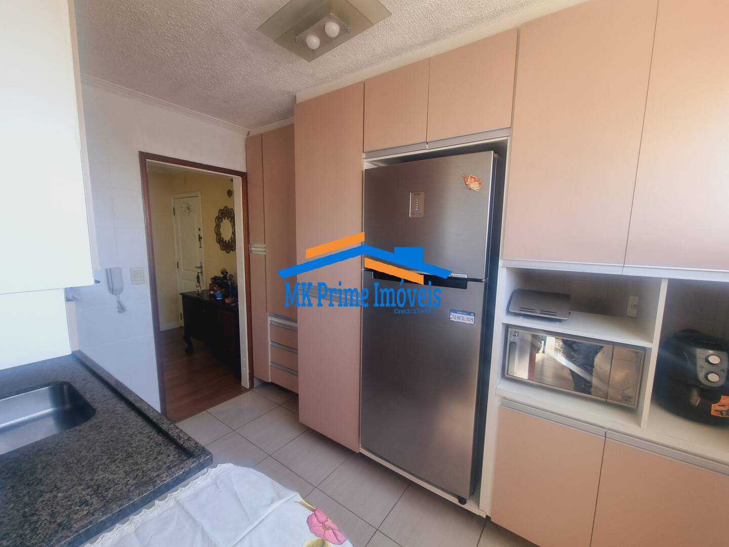 Apartamento à venda com 3 quartos, 70m² - Foto 3