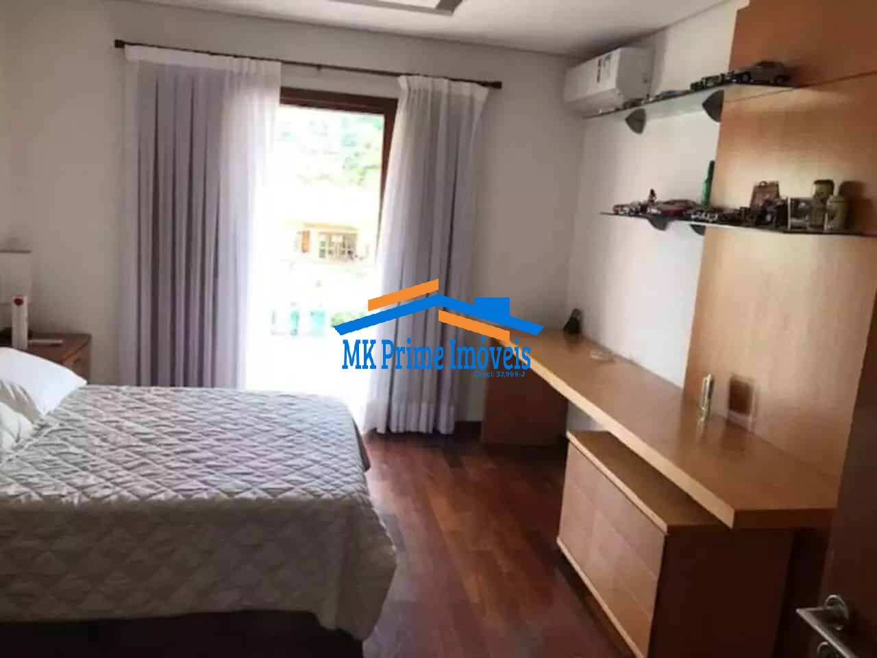 Casa à venda com 4 quartos, 950m² - Foto 10