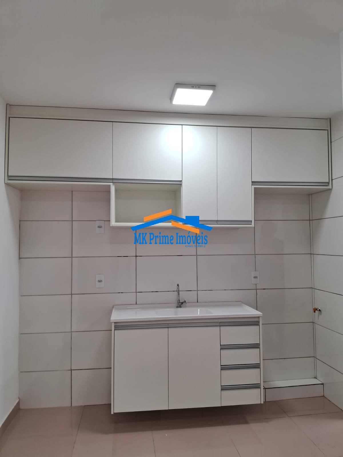 Apartamento à venda com 2 quartos, 45m² - Foto 2