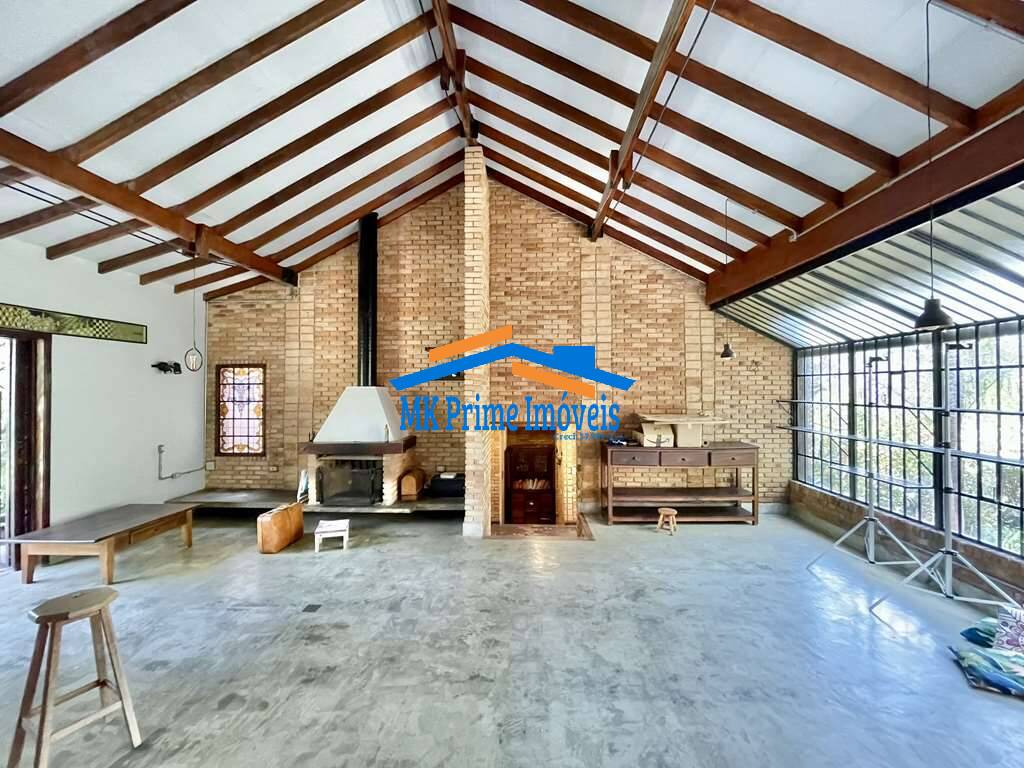 Casa de Condomínio à venda com 3 quartos, 450m² - Foto 1