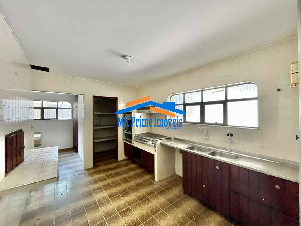 Casa à venda com 4 quartos, 700m² - Foto 18