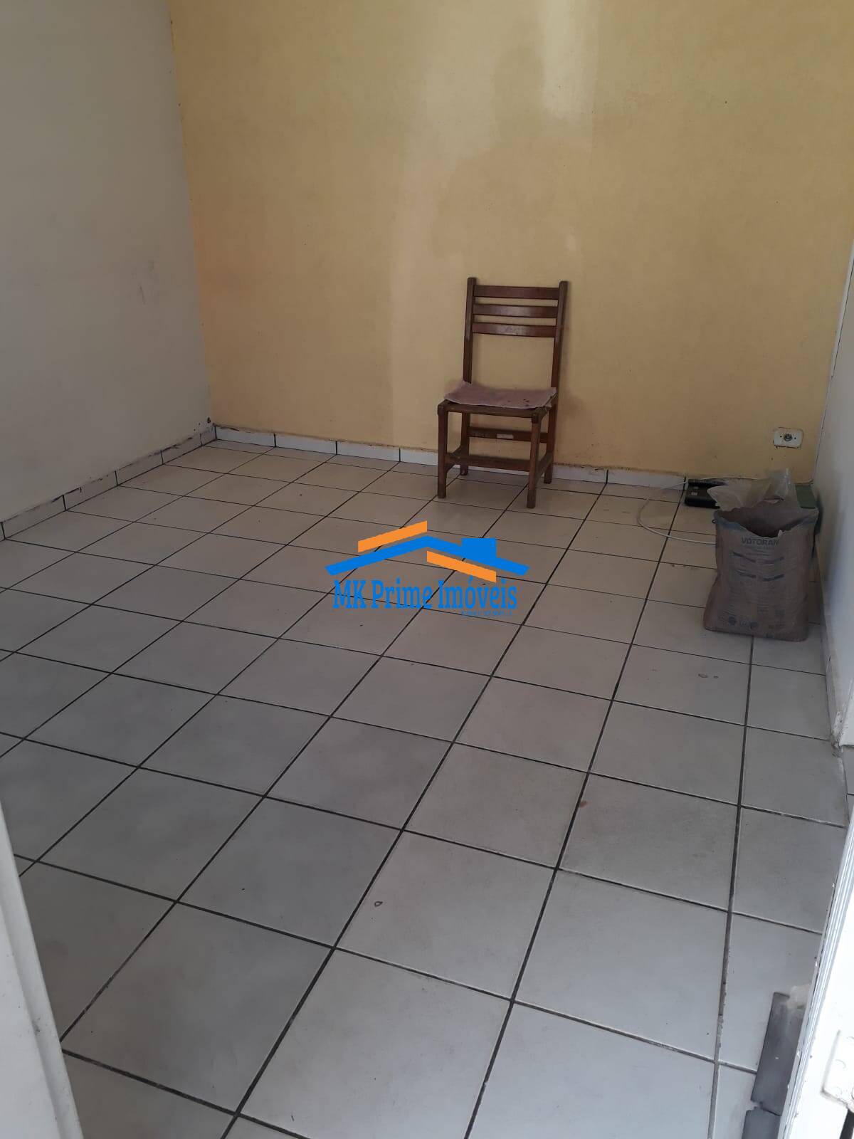 Casa à venda com 3 quartos, 180m² - Foto 4