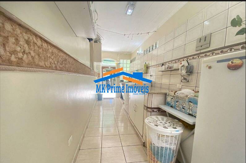 Sobrado à venda com 3 quartos, 217m² - Foto 9