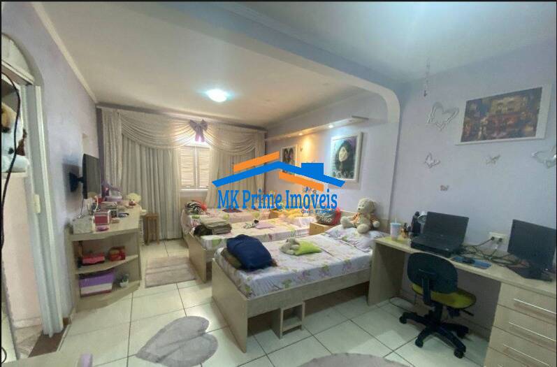 Sobrado à venda com 3 quartos, 217m² - Foto 15