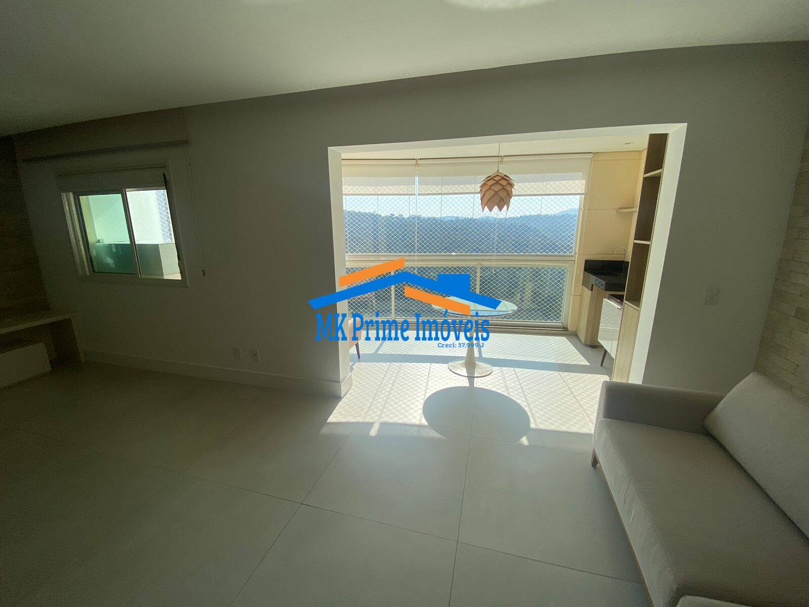 Apartamento à venda com 3 quartos, 133m² - Foto 3