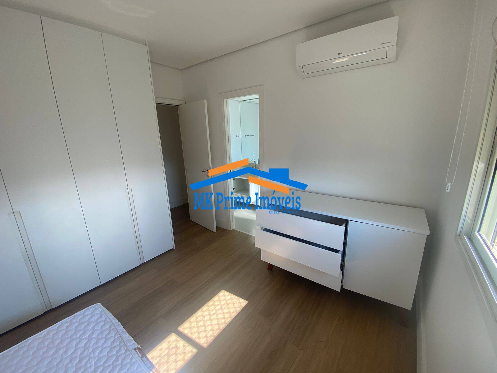 Apartamento à venda com 3 quartos, 133m² - Foto 14