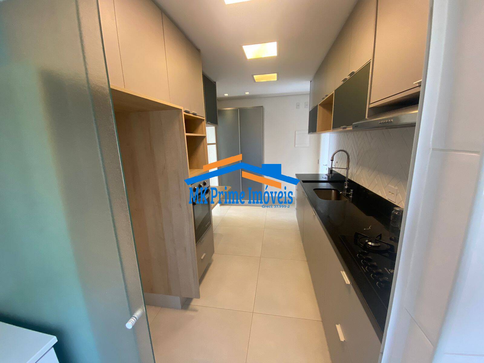 Apartamento à venda com 3 quartos, 133m² - Foto 12