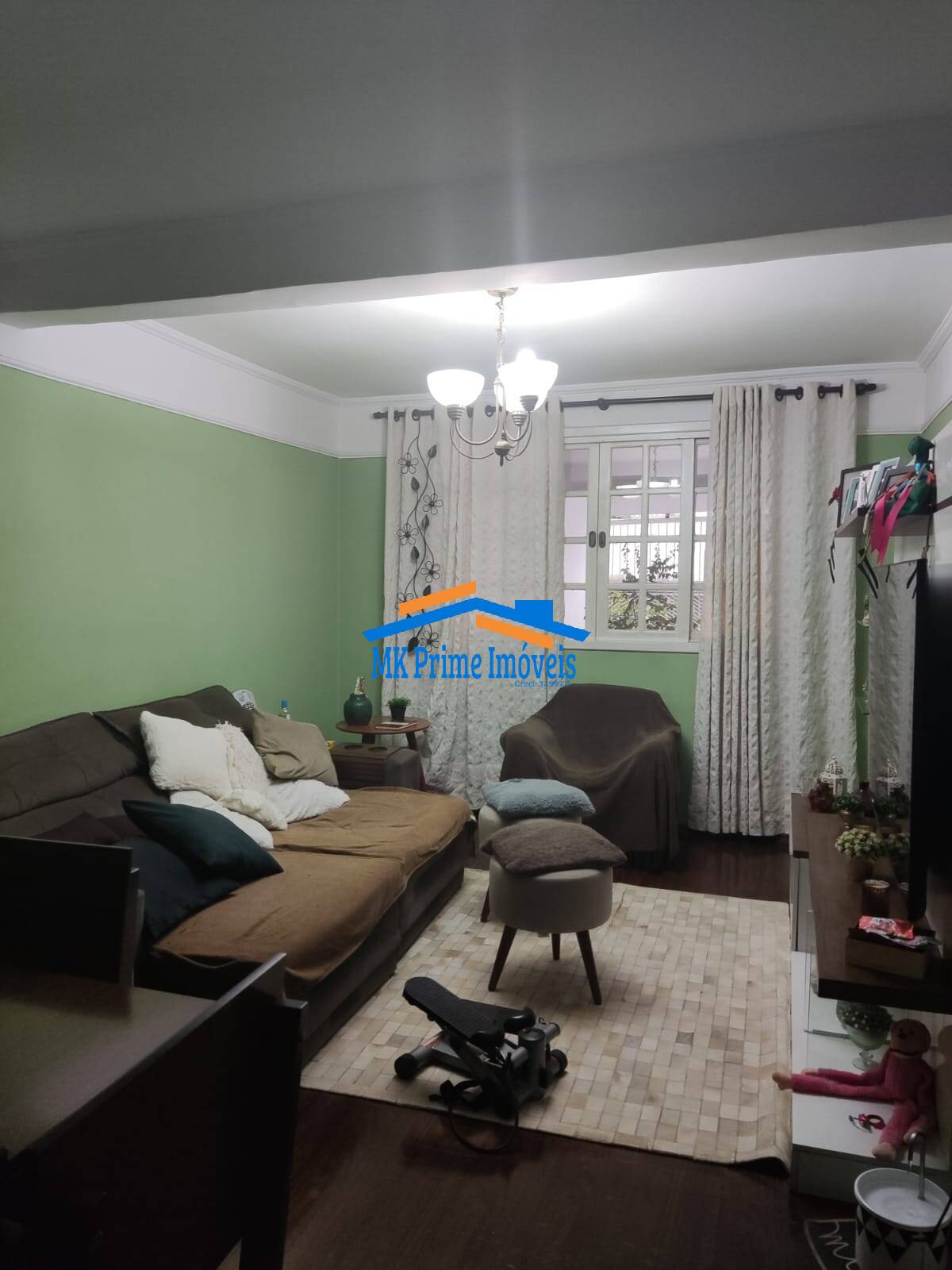 Sobrado à venda com 5 quartos, 280m² - Foto 1