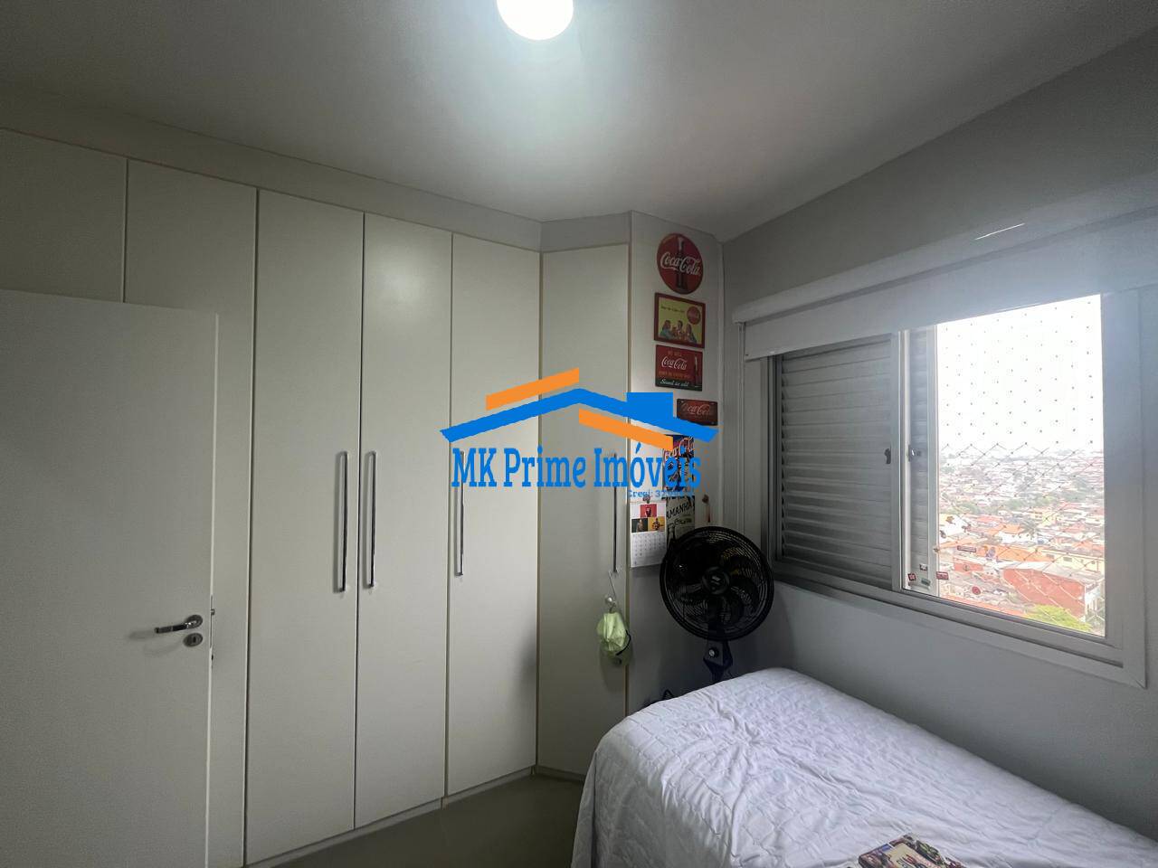 Apartamento à venda com 2 quartos, 64m² - Foto 17