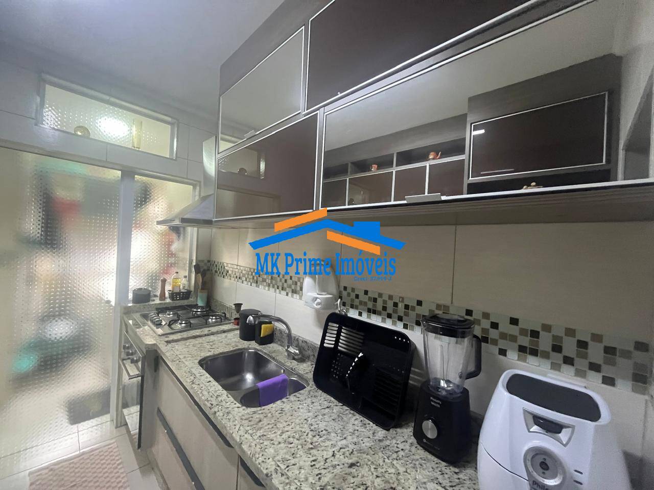 Apartamento à venda com 2 quartos, 64m² - Foto 9