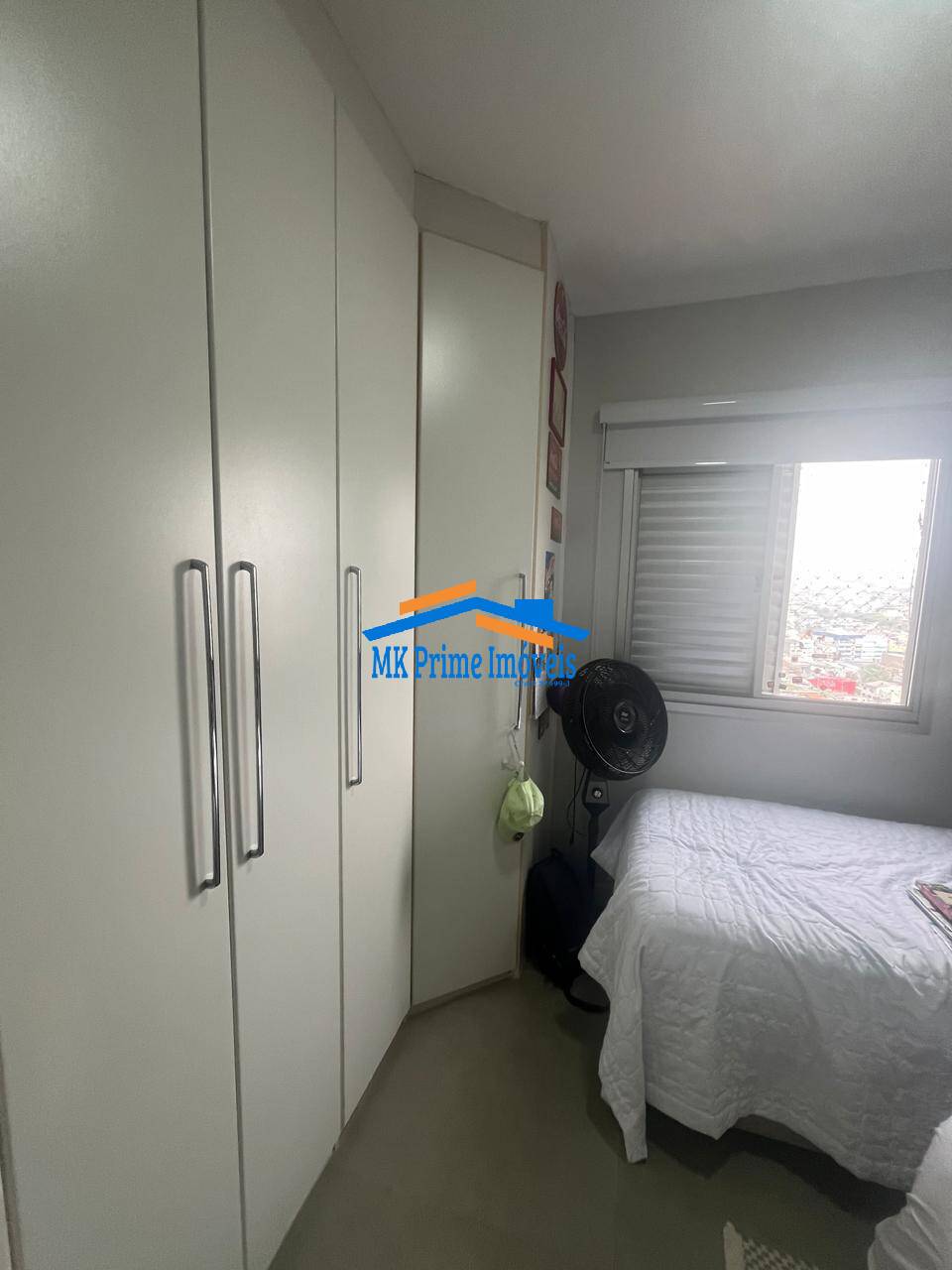 Apartamento à venda com 2 quartos, 64m² - Foto 19