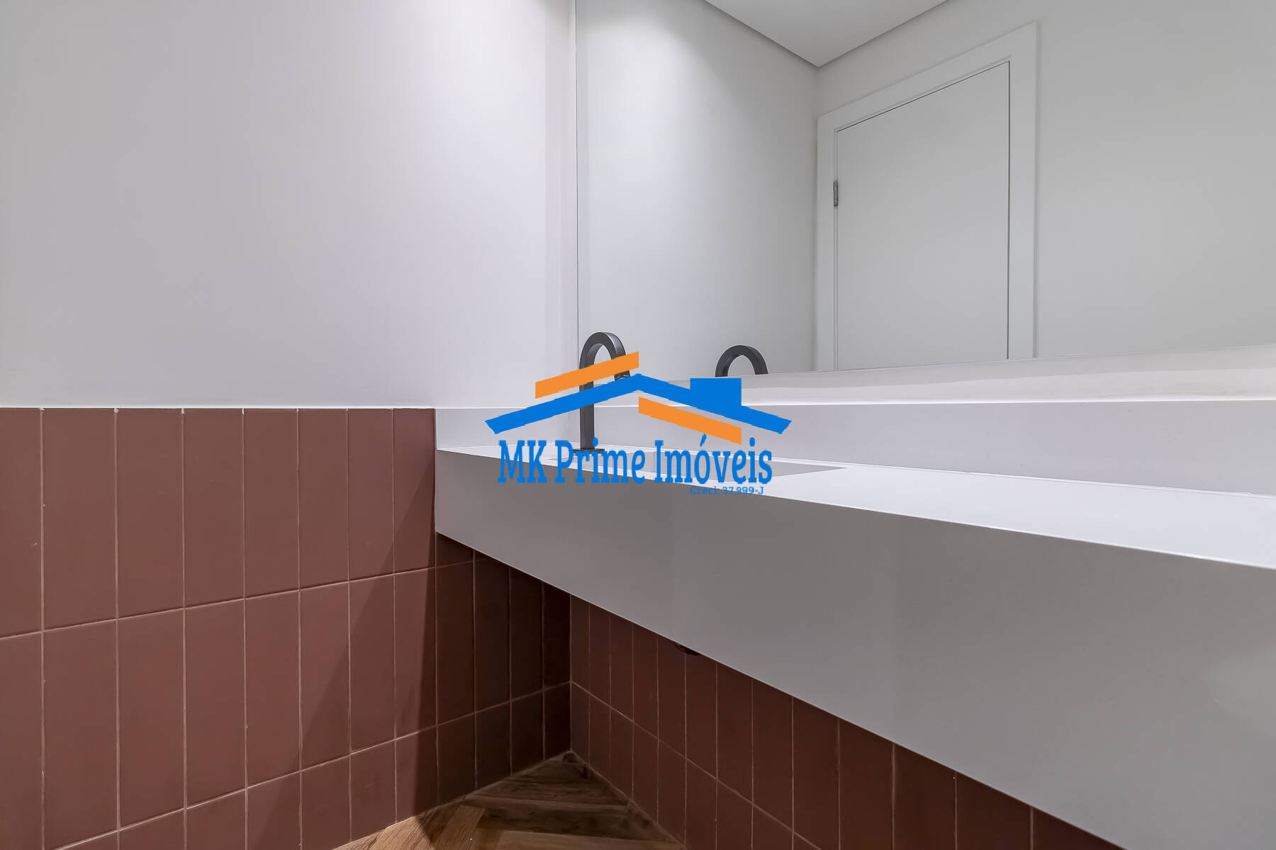 Apartamento à venda com 3 quartos, 200m² - Foto 5