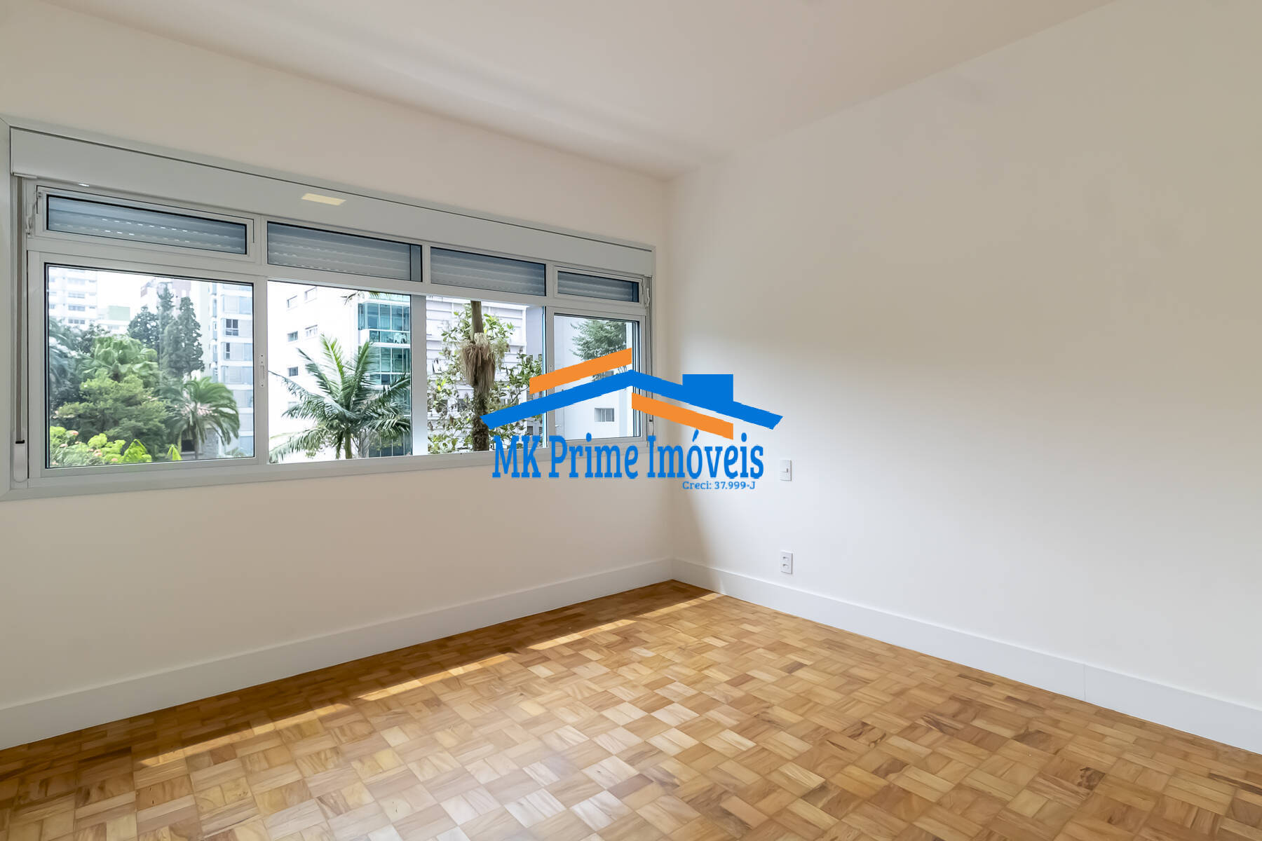 Apartamento à venda com 3 quartos, 200m² - Foto 7