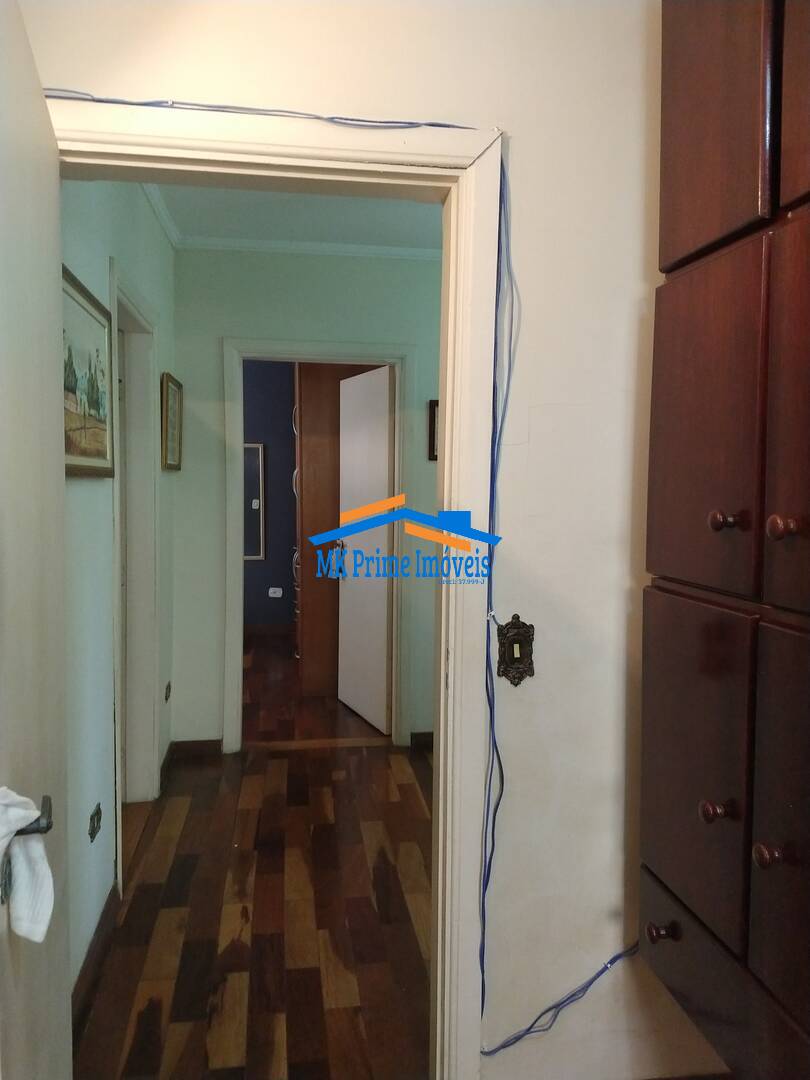 Sobrado à venda com 4 quartos, 471m² - Foto 50