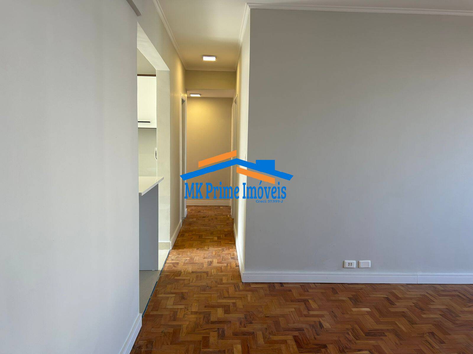 Apartamento à venda com 3 quartos, 103m² - Foto 8