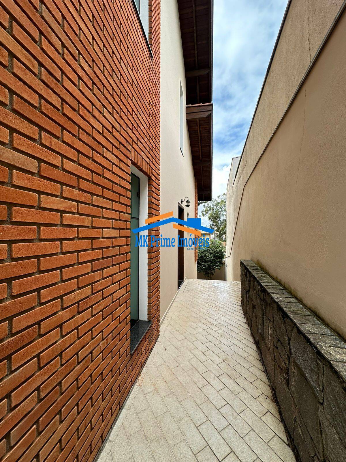 Sobrado à venda com 4 quartos, 353m² - Foto 46