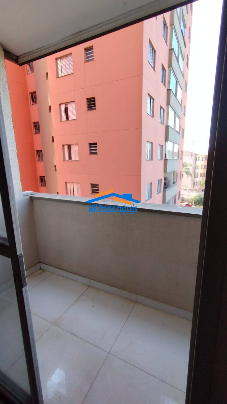 Apartamento à venda com 3 quartos, 72m² - Foto 4