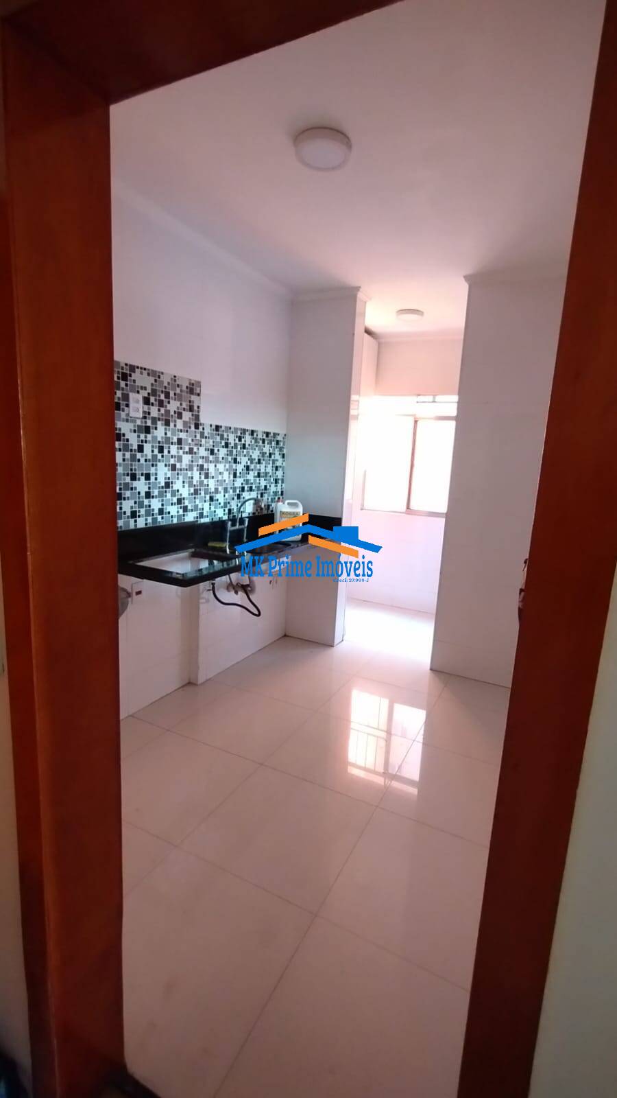 Apartamento à venda com 3 quartos, 72m² - Foto 3