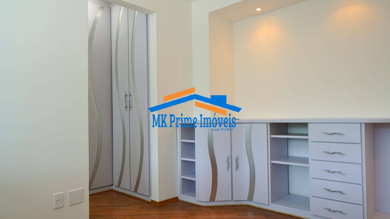 Apartamento à venda com 1 quarto, 61m² - Foto 11