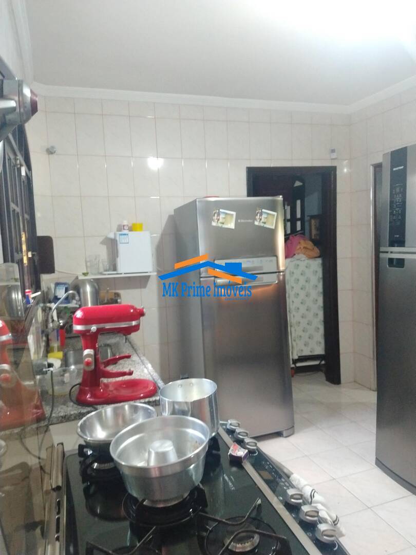 Sobrado à venda com 3 quartos, 176m² - Foto 10