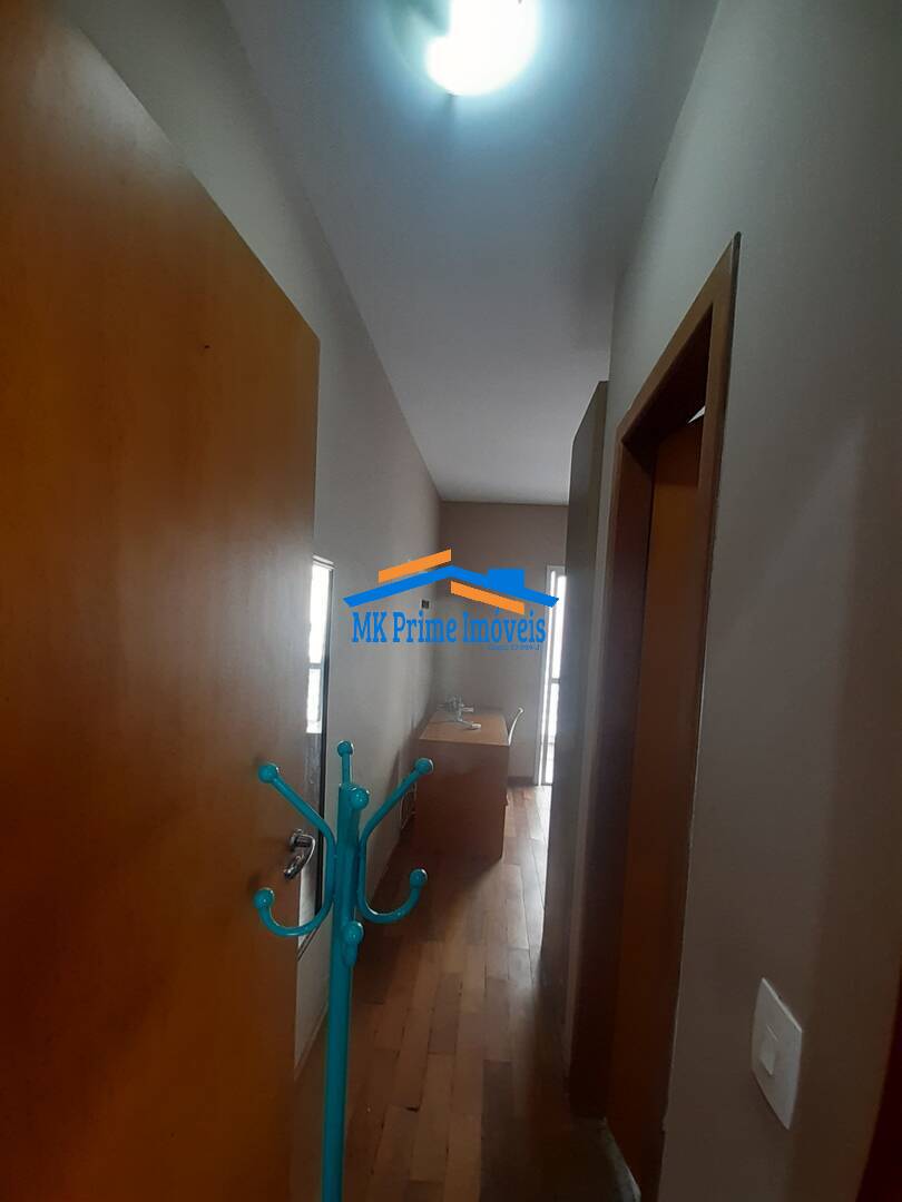 Sobrado à venda com 3 quartos, 200m² - Foto 14