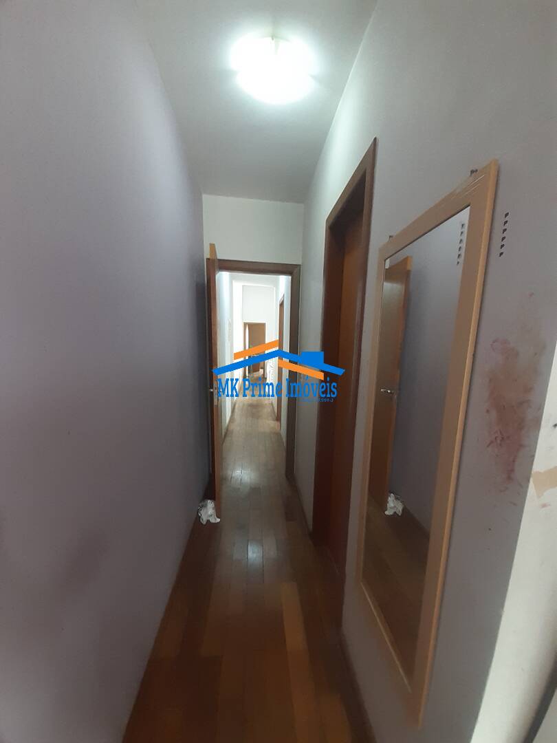 Sobrado à venda com 3 quartos, 200m² - Foto 25