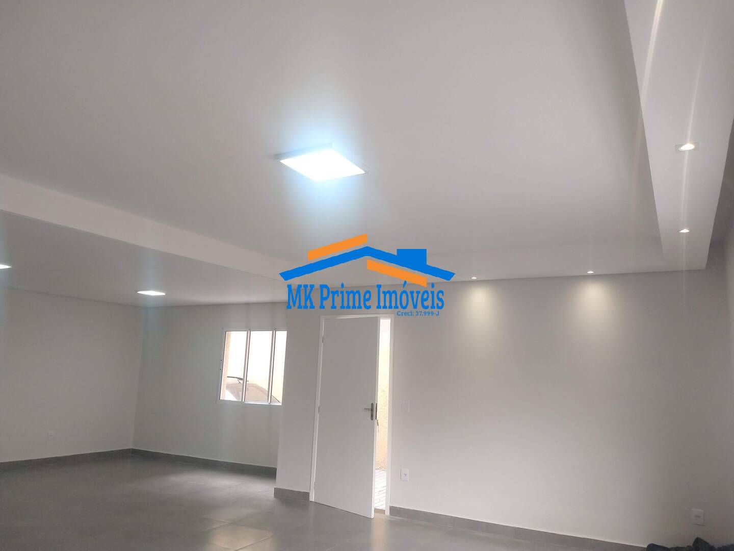 Sobrado à venda com 4 quartos, 250m² - Foto 4