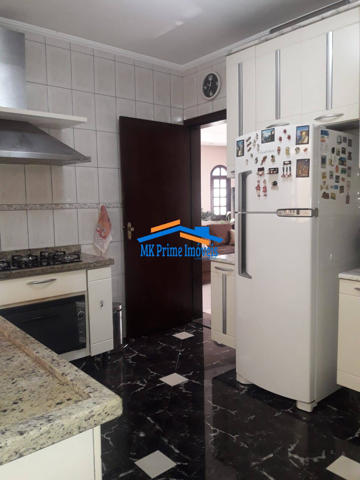 Casa à venda com 4 quartos, 360m² - Foto 18