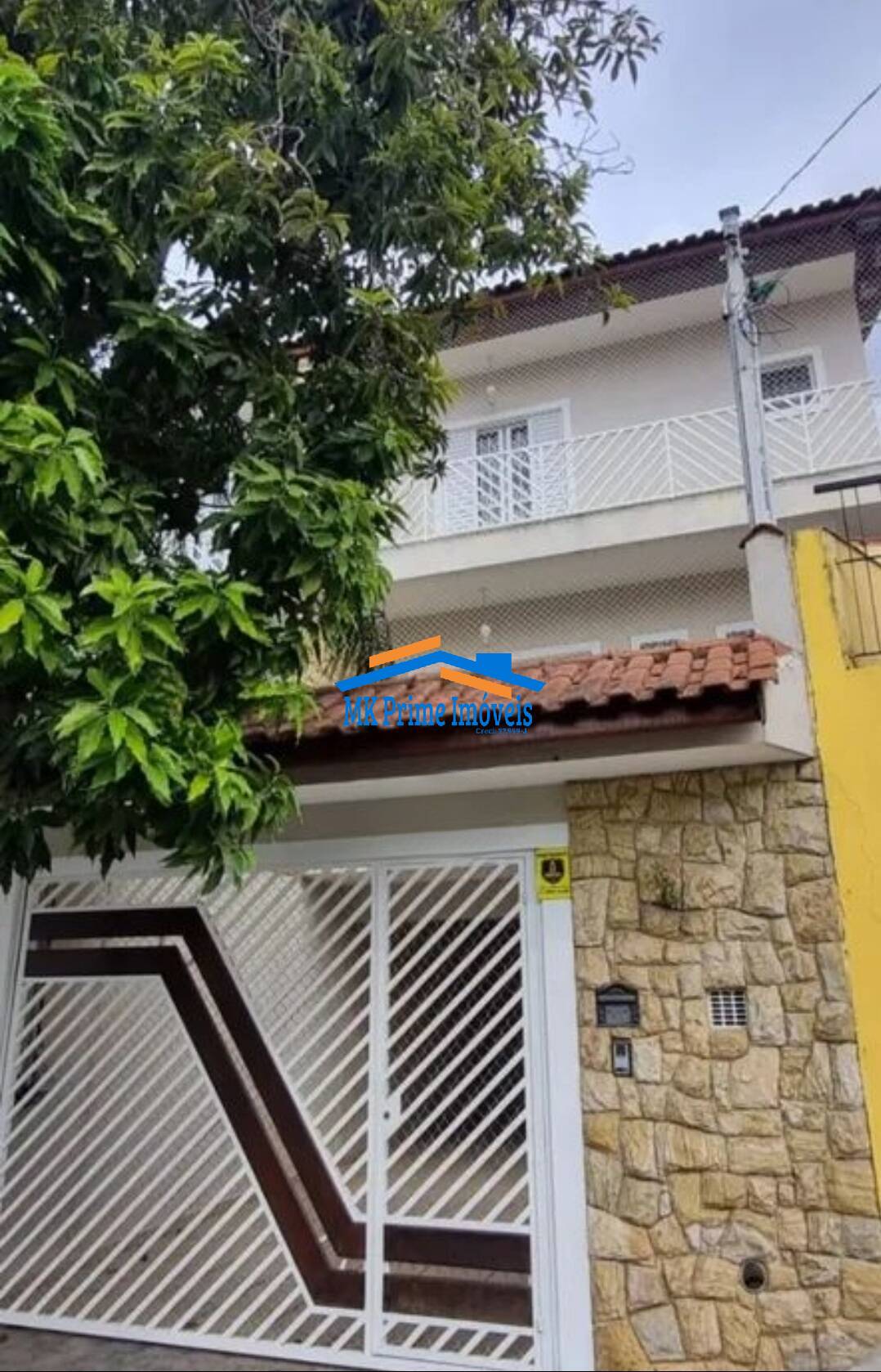 Sobrado à venda com 3 quartos, 190m² - Foto 1