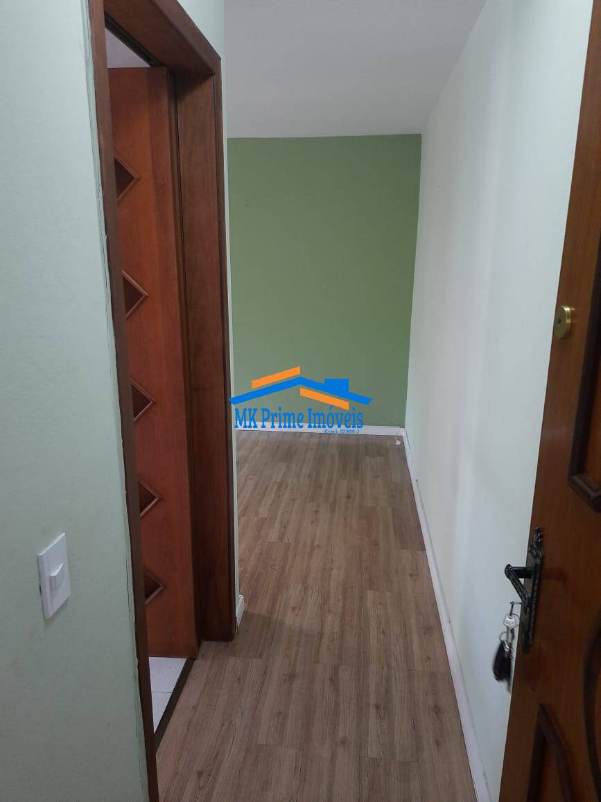 Apartamento à venda com 2 quartos, 60m² - Foto 11