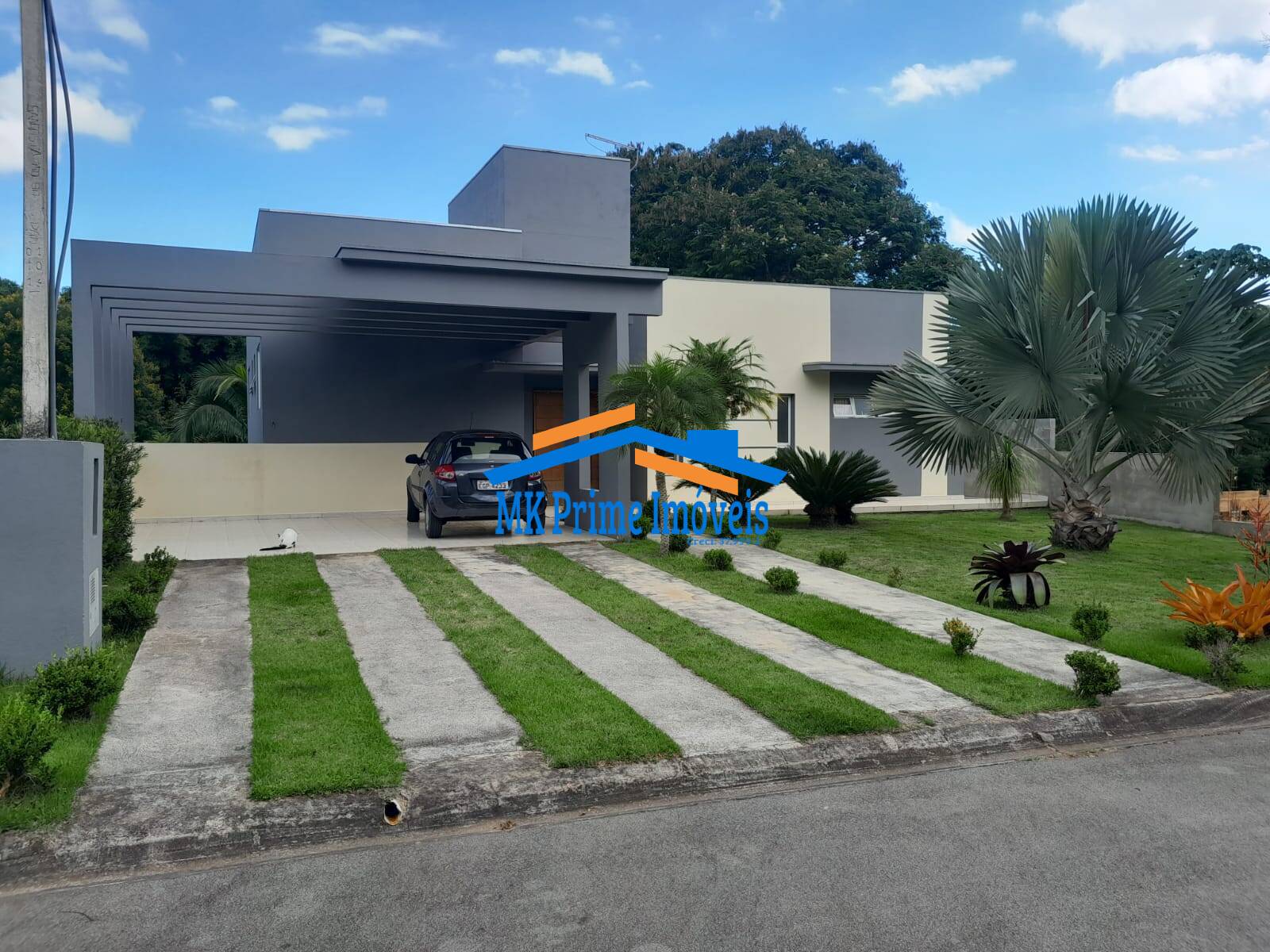 Casa de Condomínio à venda com 3 quartos, 180m² - Foto 1