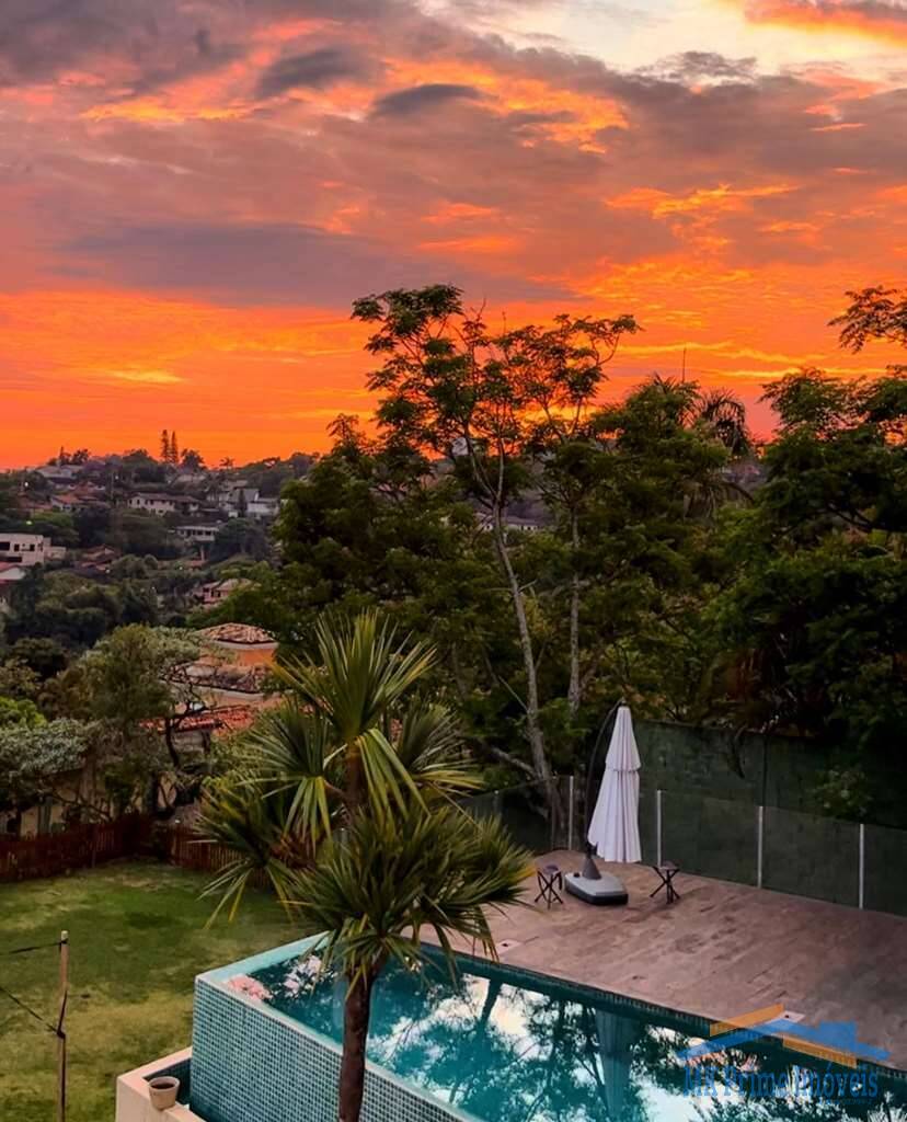 Casa de Condomínio para alugar com 4 quartos, 550m² - Foto 36