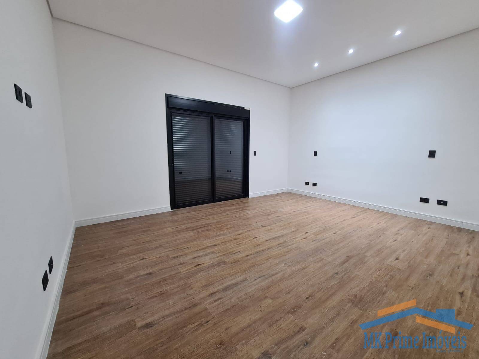 Casa à venda com 4 quartos, 555m² - Foto 8