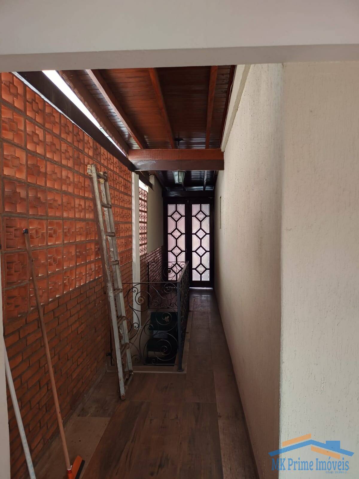 Casa à venda com 3 quartos, 190m² - Foto 3