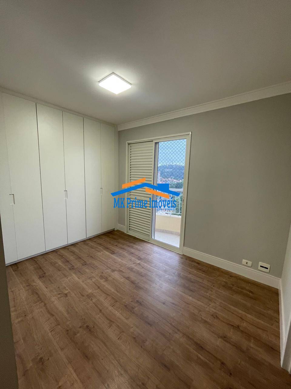 Apartamento à venda com 2 quartos, 66m² - Foto 11