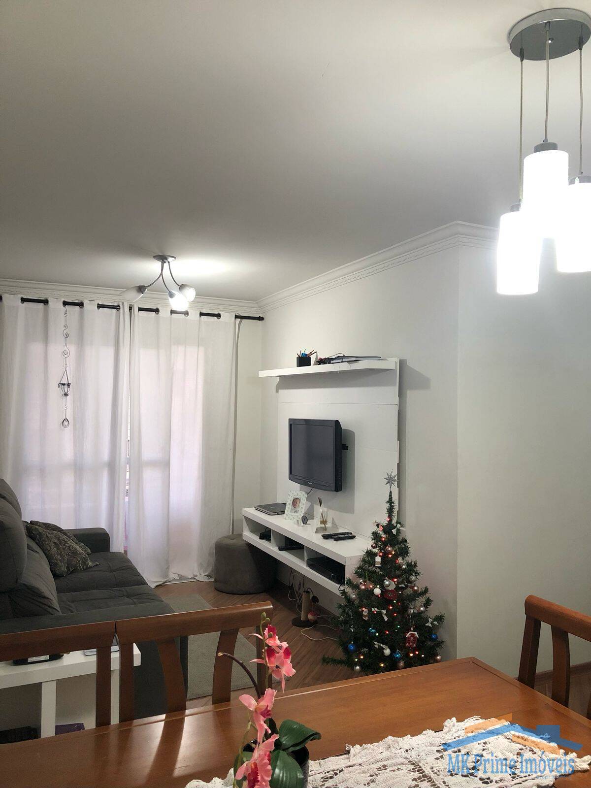 Apartamento à venda com 2 quartos, 62m² - Foto 2