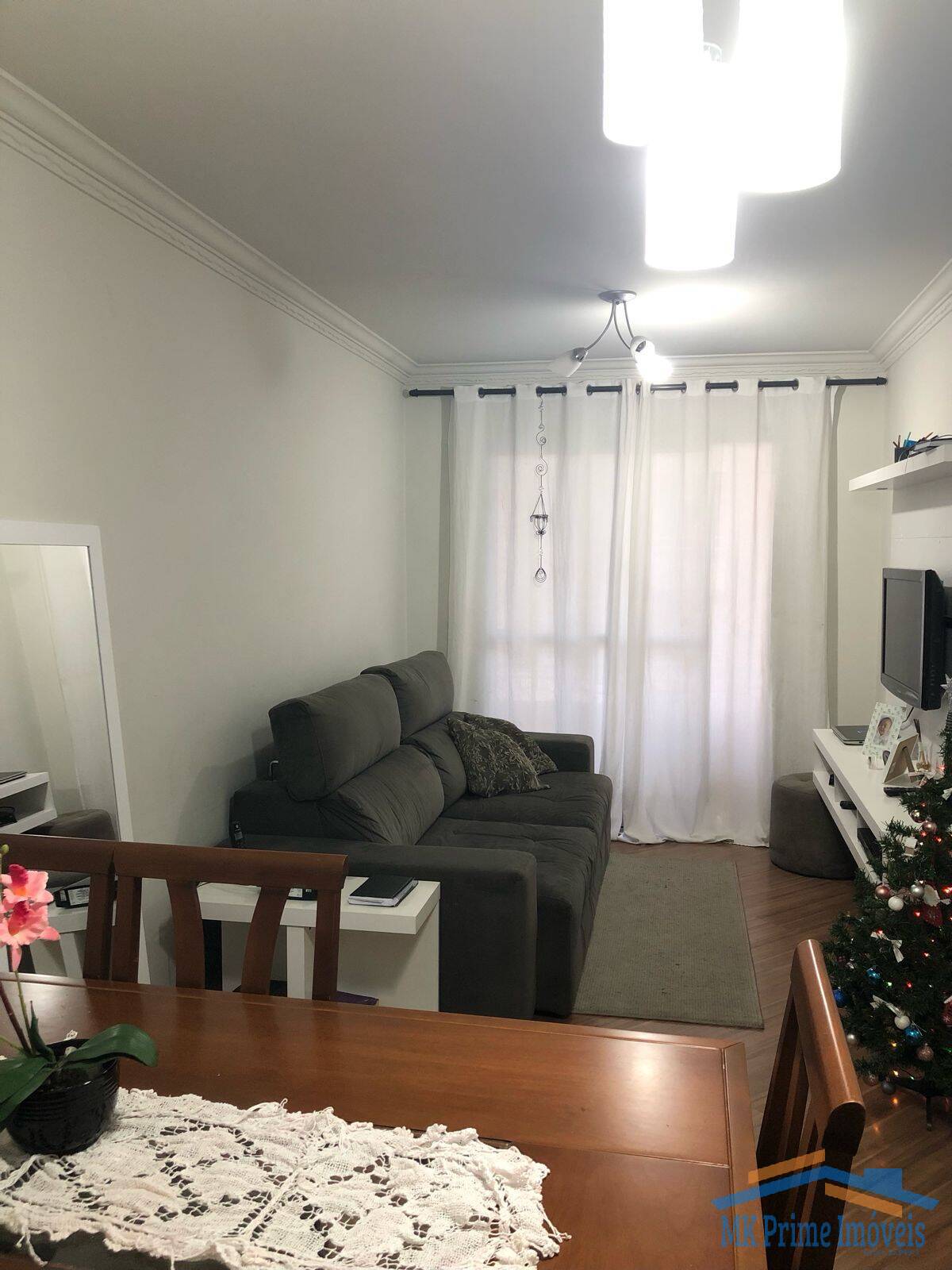 Apartamento à venda com 2 quartos, 62m² - Foto 1