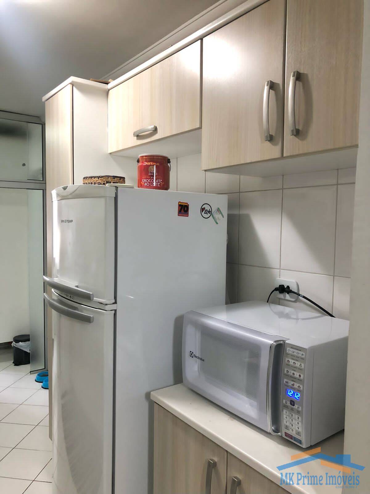 Apartamento à venda com 2 quartos, 62m² - Foto 14