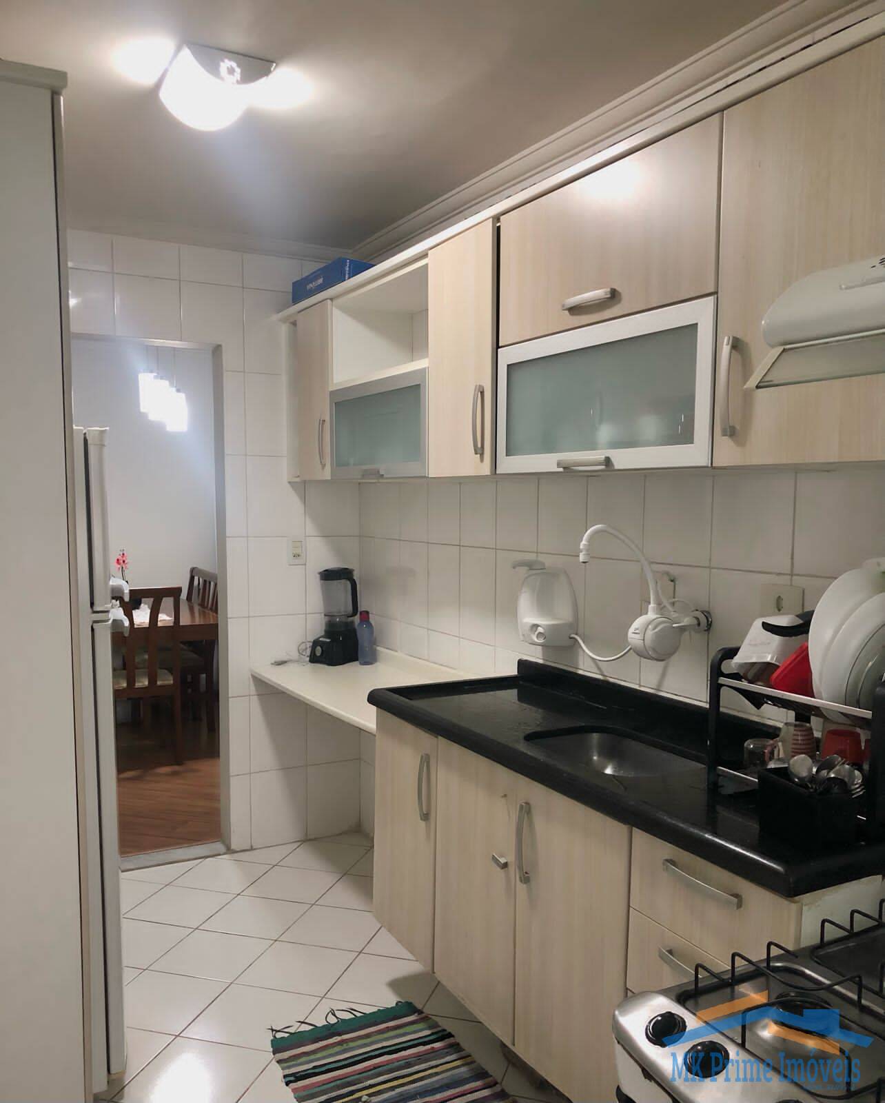 Apartamento à venda com 2 quartos, 62m² - Foto 15