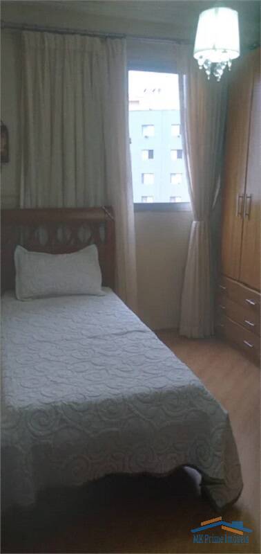 Apartamento à venda com 3 quartos, 76m² - Foto 11