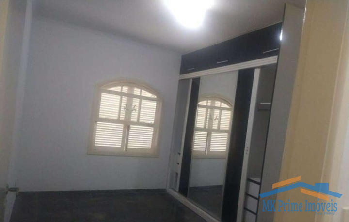 Casa à venda com 3 quartos, 227m² - Foto 10