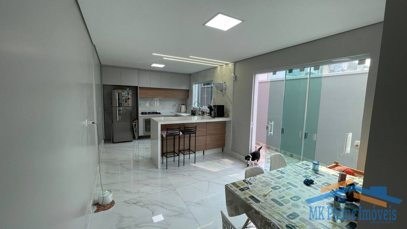 Sobrado à venda com 3 quartos, 158m² - Foto 2