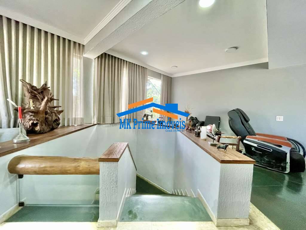 Casa de Condomínio à venda com 4 quartos, 548m² - Foto 23