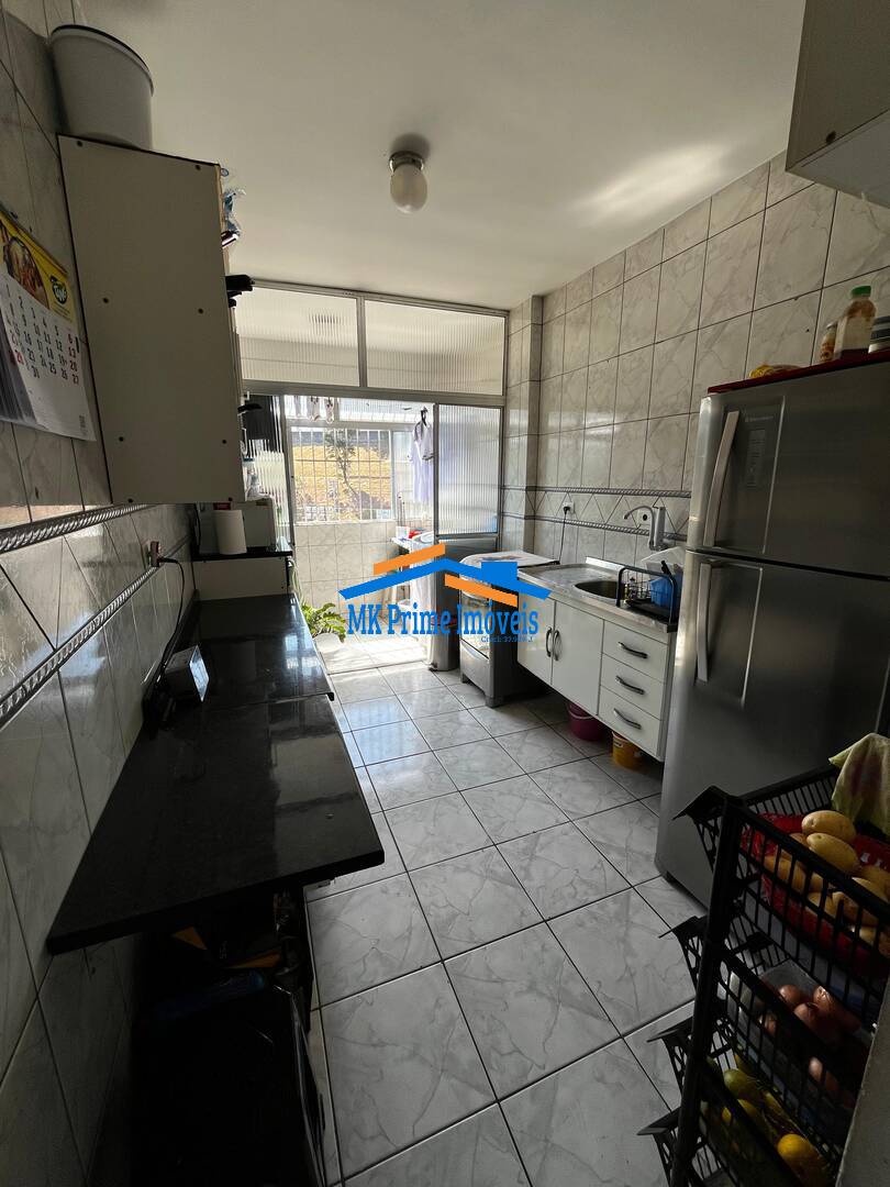 Apartamento à venda com 2 quartos, 62m² - Foto 8