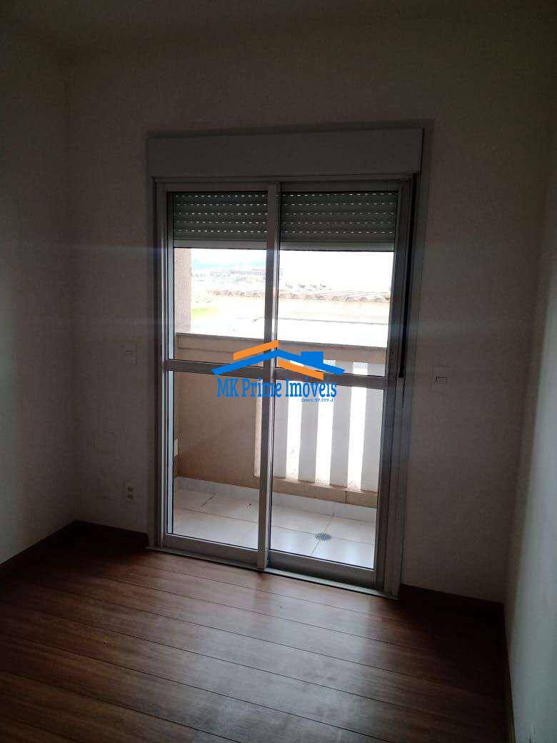 Apartamento à venda com 3 quartos, 83m² - Foto 2