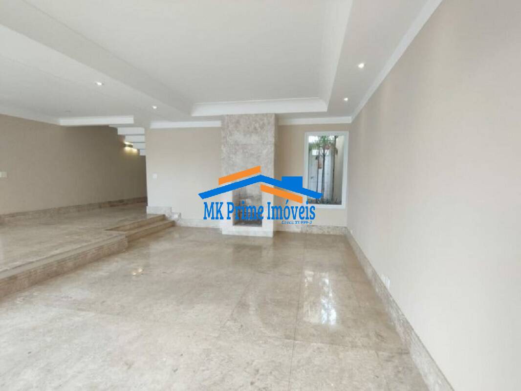 Sobrado à venda com 5 quartos, 542m² - Foto 1