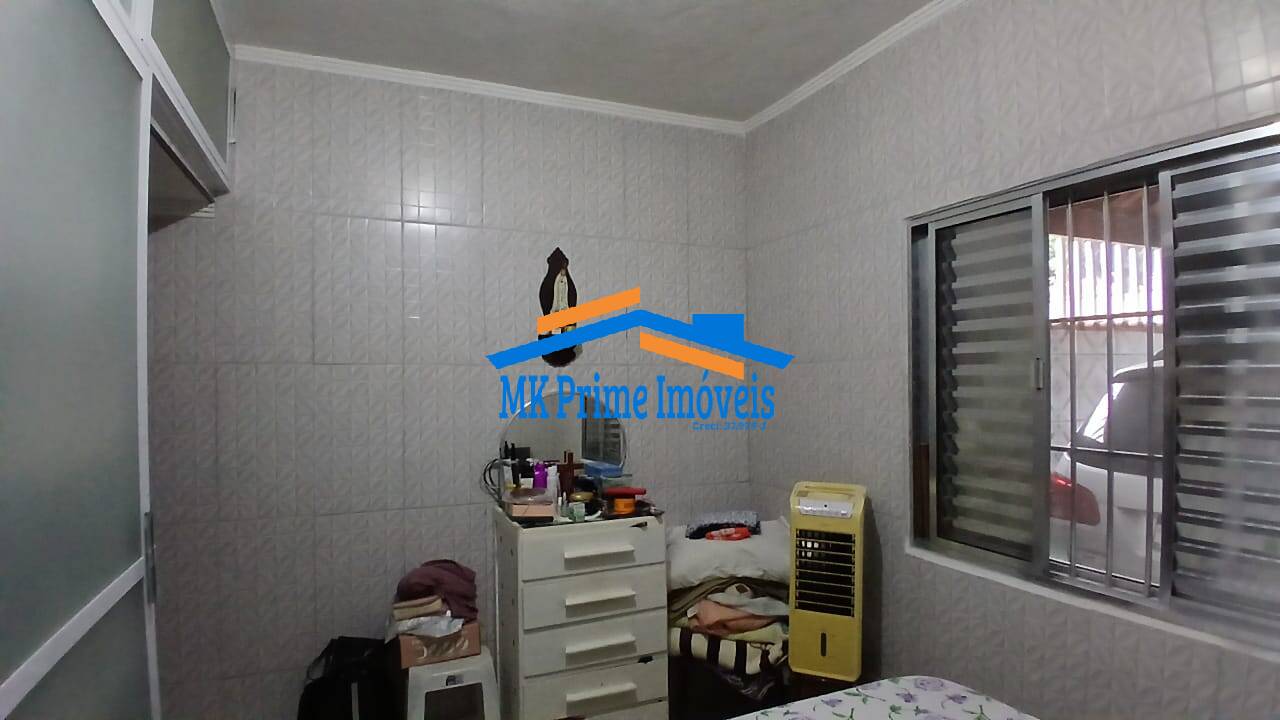 Casa à venda com 4 quartos, 160m² - Foto 14