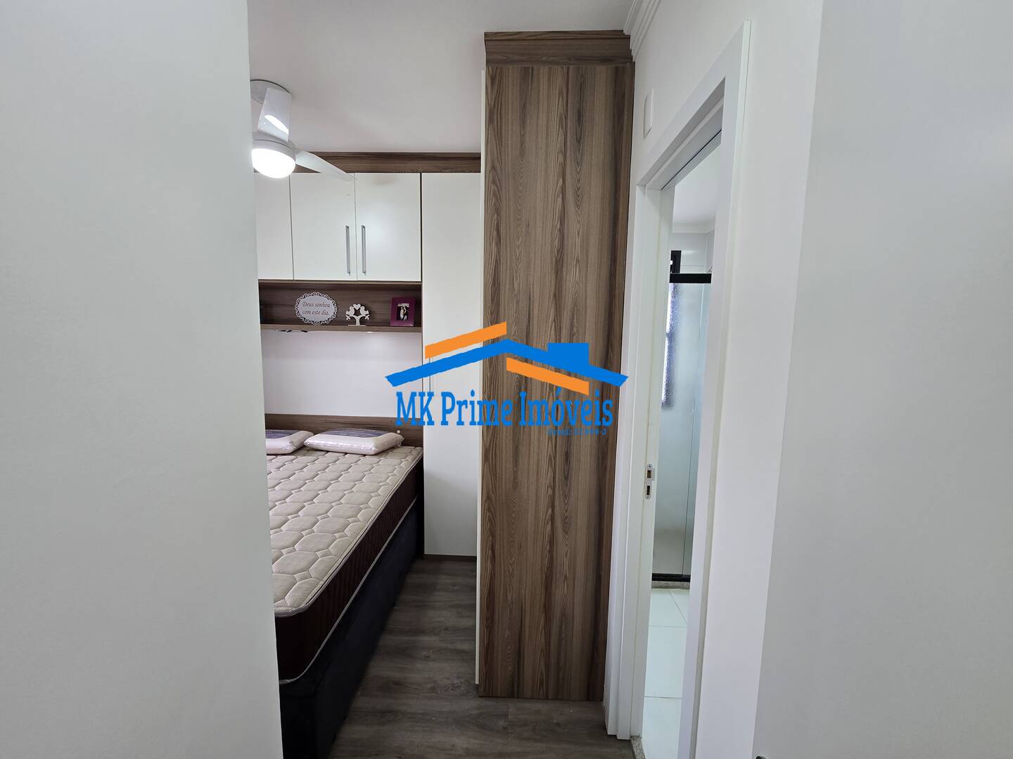 Apartamento à venda com 2 quartos, 57m² - Foto 14