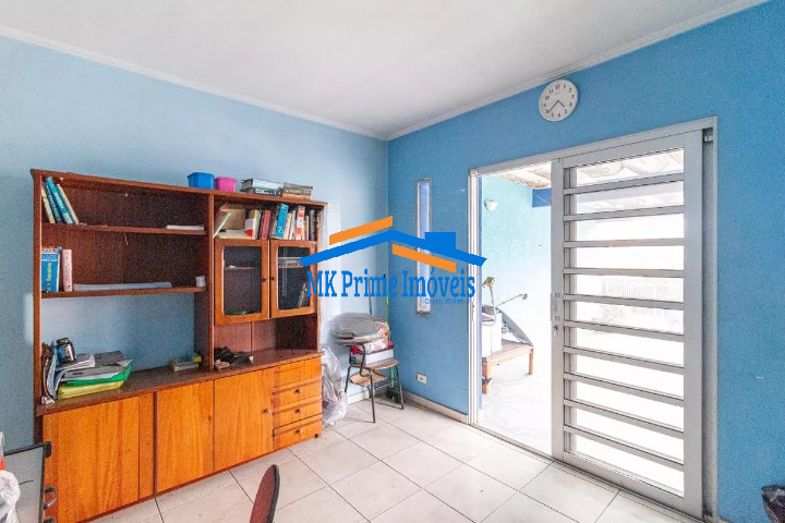 Casa à venda com 4 quartos, 240m² - Foto 12