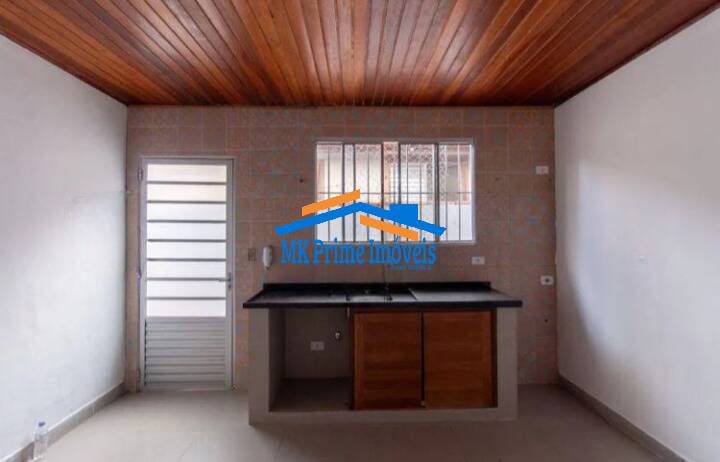 Casa à venda com 2 quartos, 80m² - Foto 1